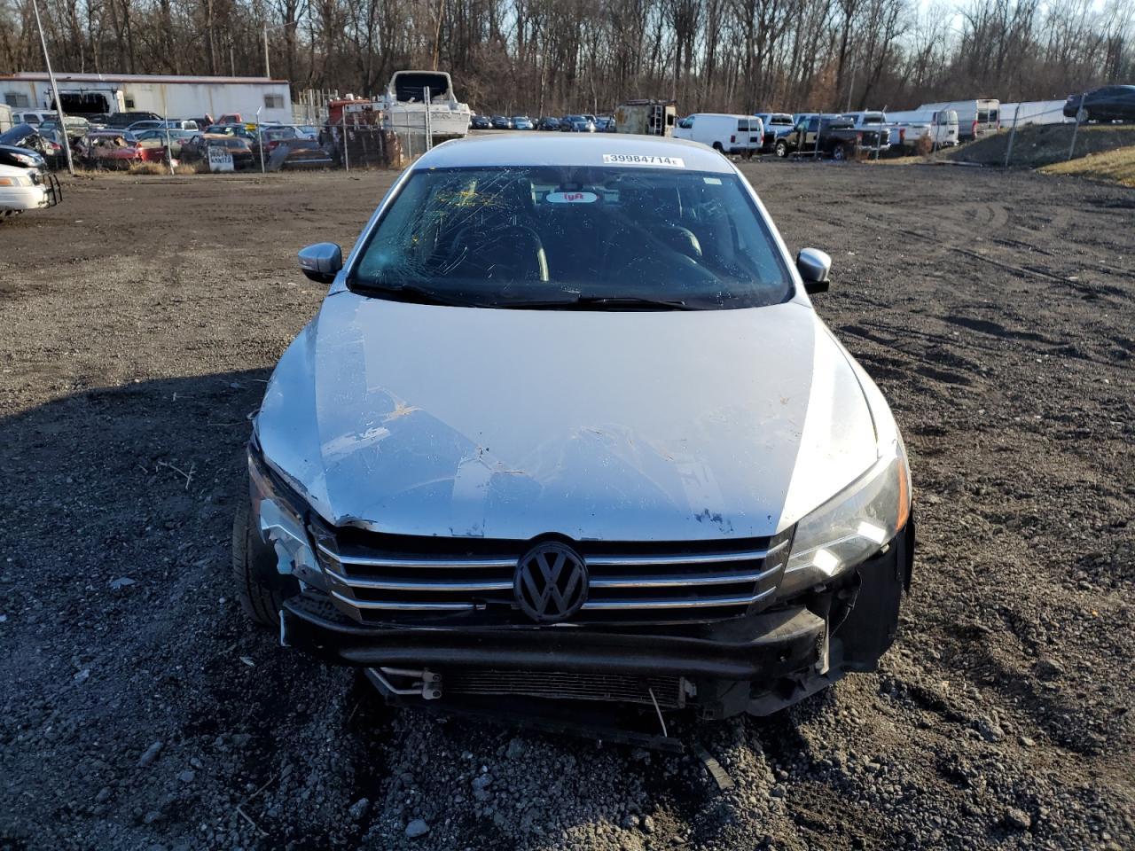 2015 VOLKSWAGEN PASSAT S - Фото 5
