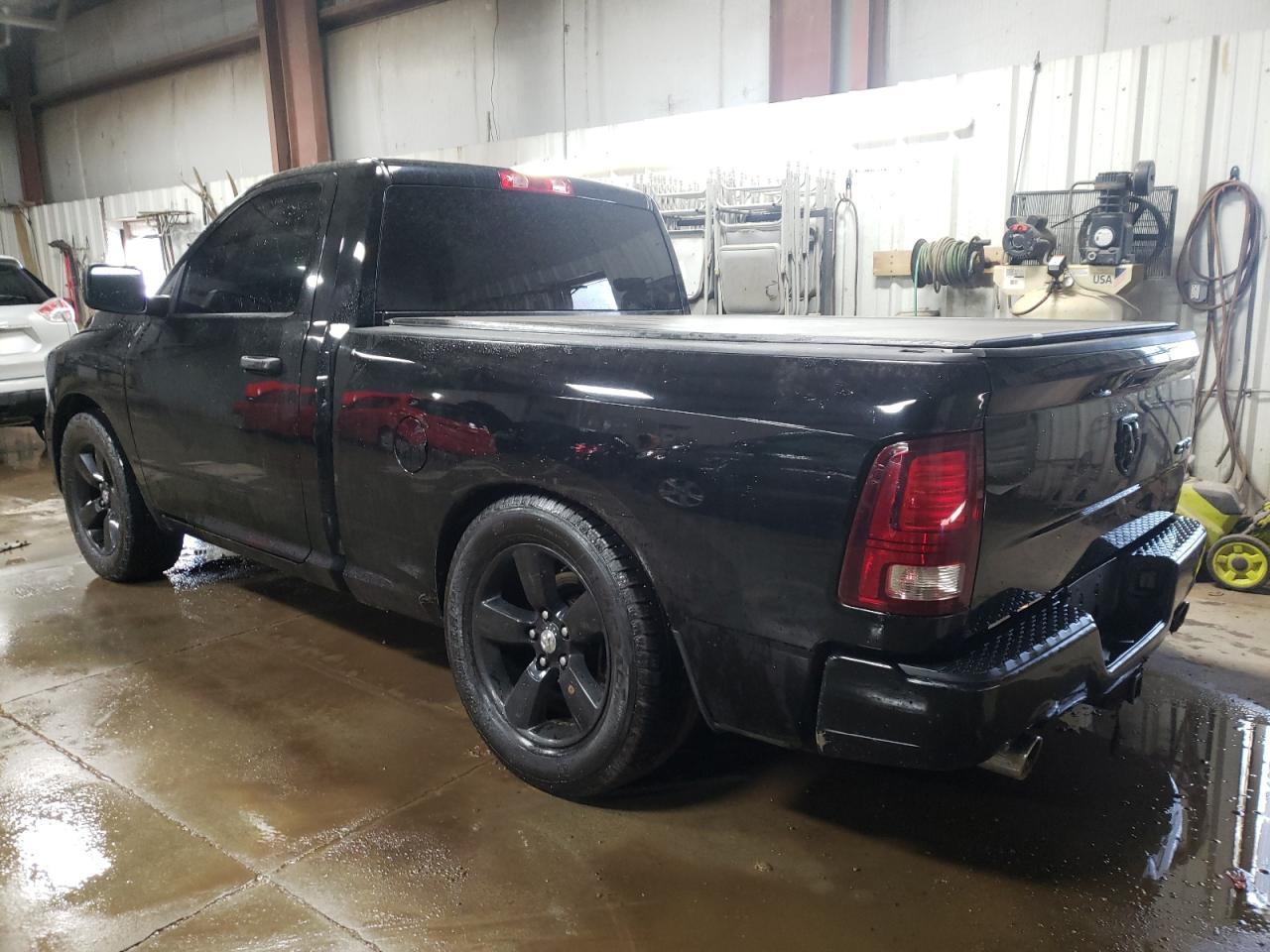 2014 RAM 1500 ST - Image 2