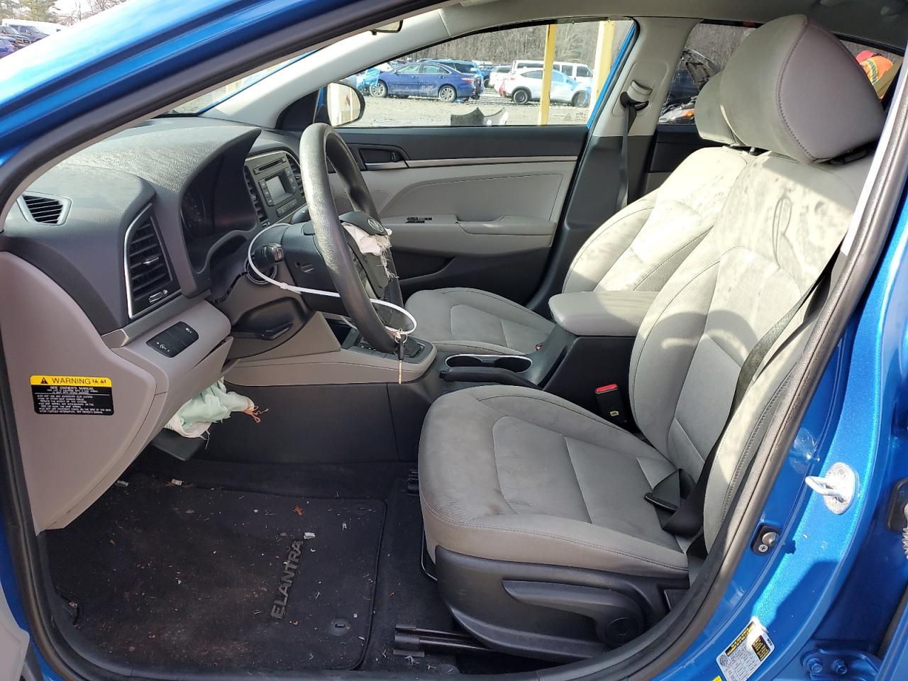 2018 HYUNDAI ELANTRA SE - Image 7