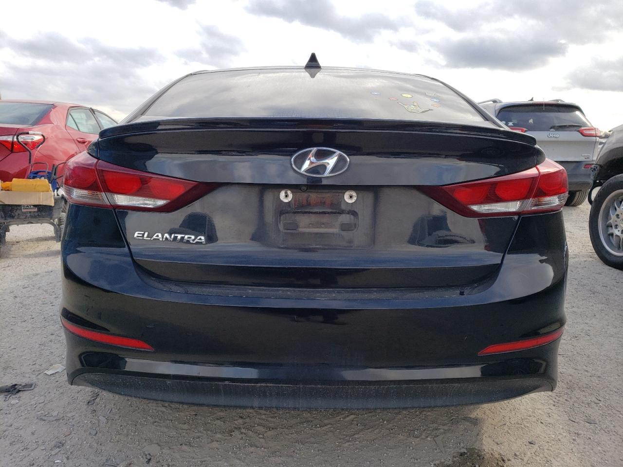 2018 HYUNDAI ELANTRA SE - Фото 6