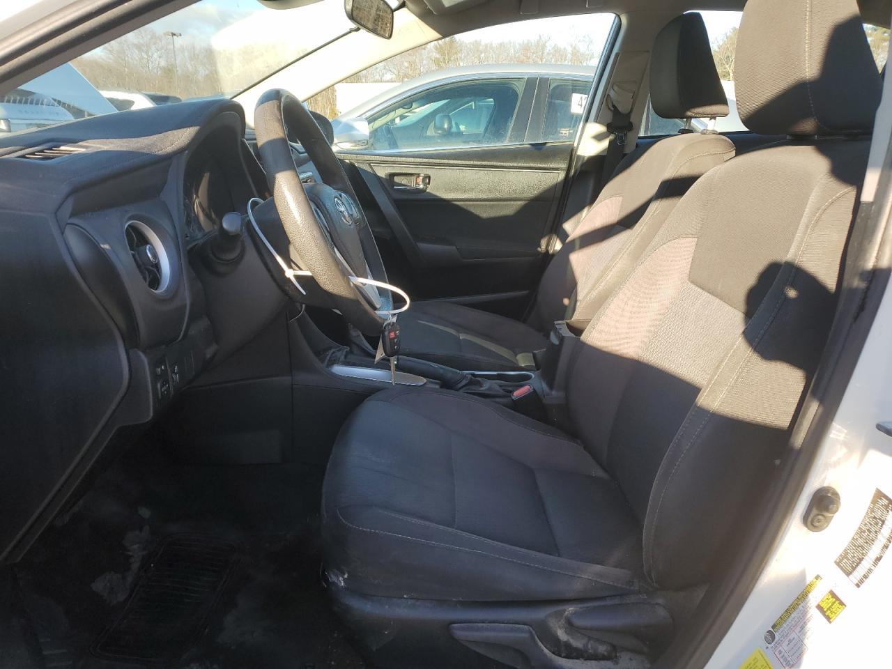 2018 TOYOTA COROLLA L - Image 7