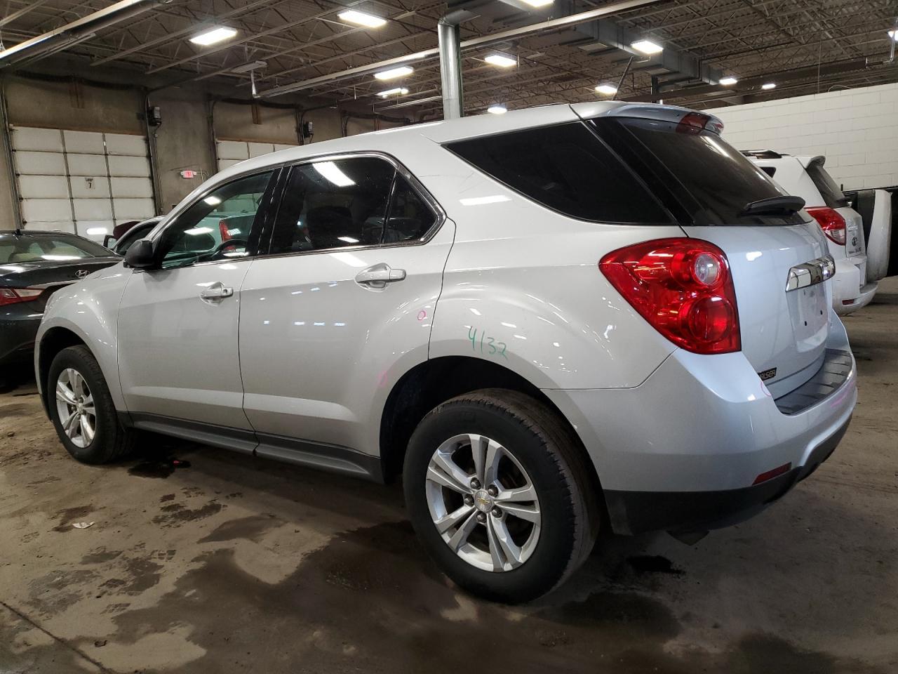 2015 CHEVROLET EQUINOX LS - Фото 2