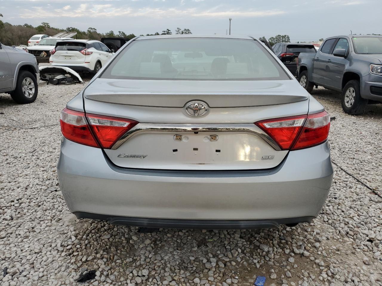 2015 TOYOTA CAMRY LE - Фото 6