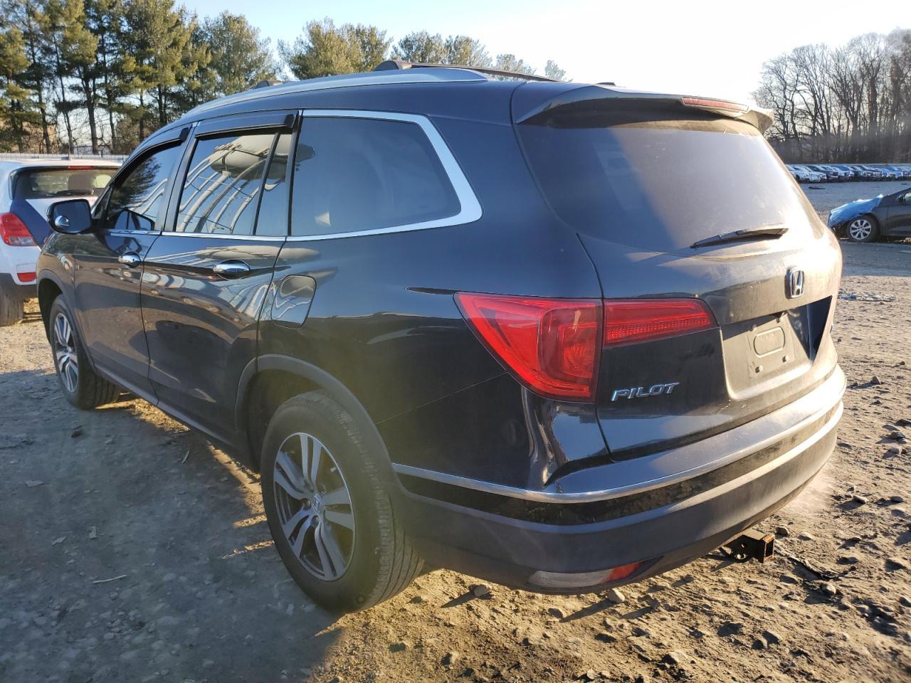 2016 HONDA PILOT EXL - Image 2