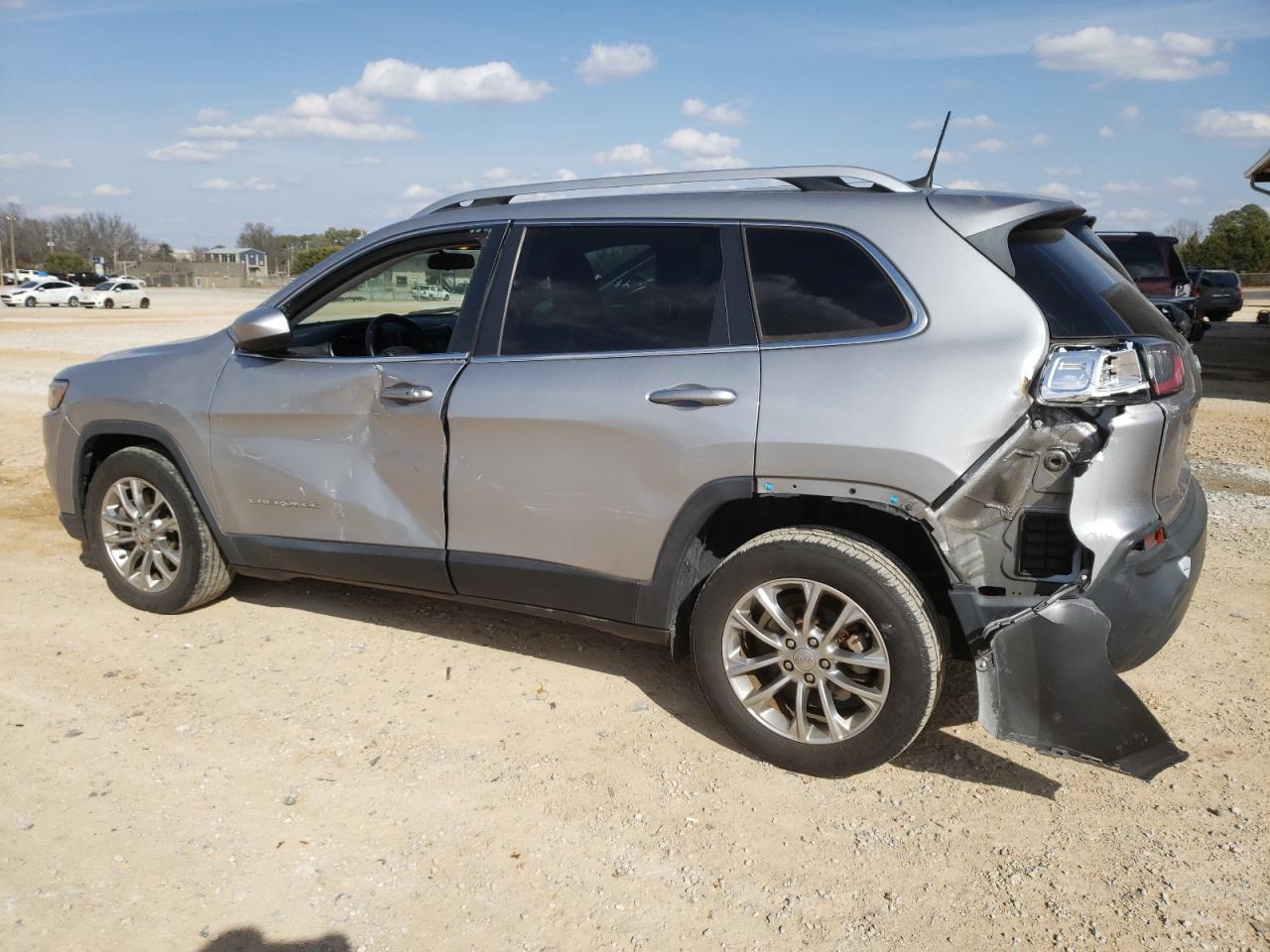 2019 JEEP CHEROKEE L - Image 2