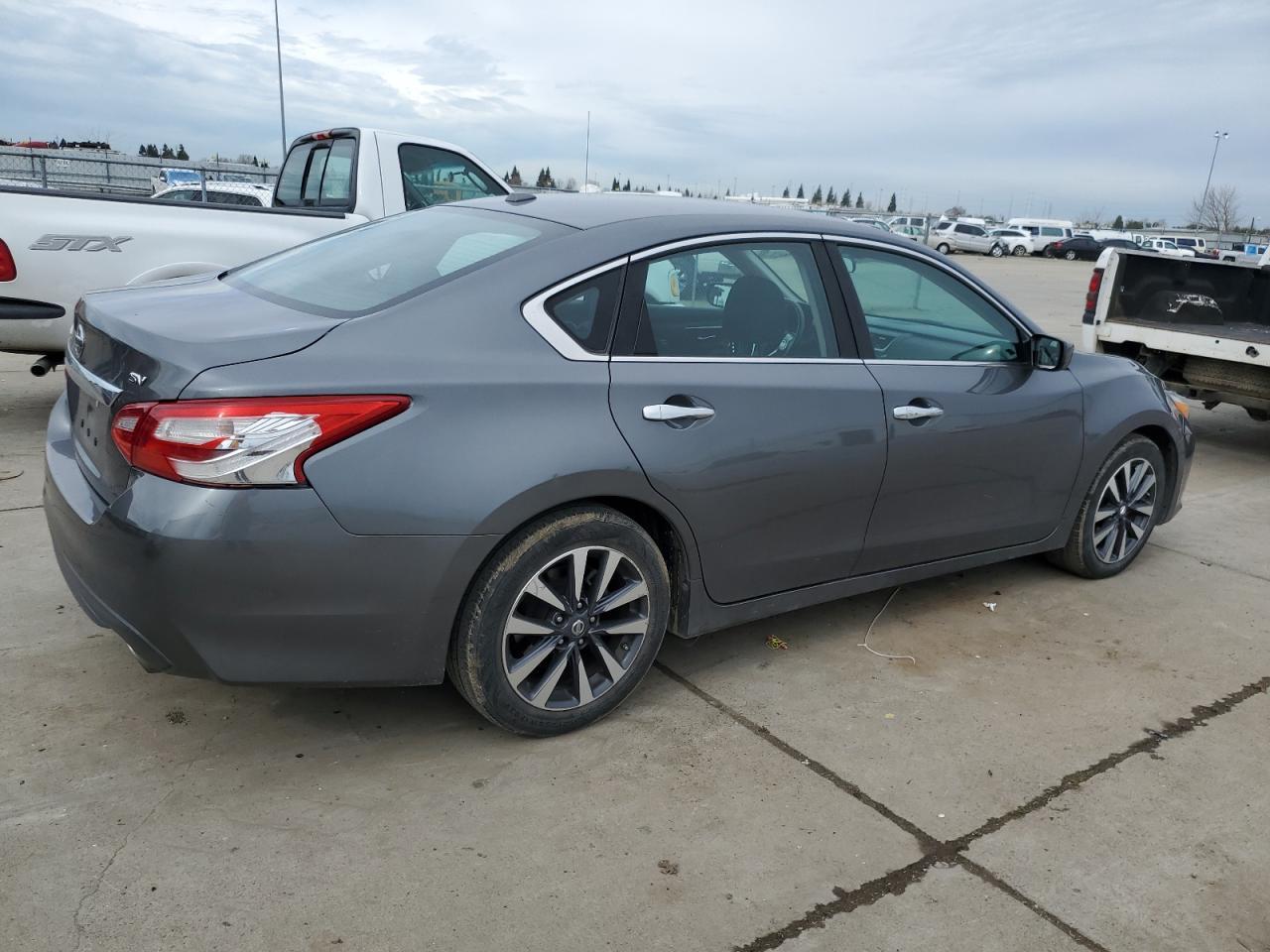 2017 NISSAN ALTIMA 2.5 - Image 3