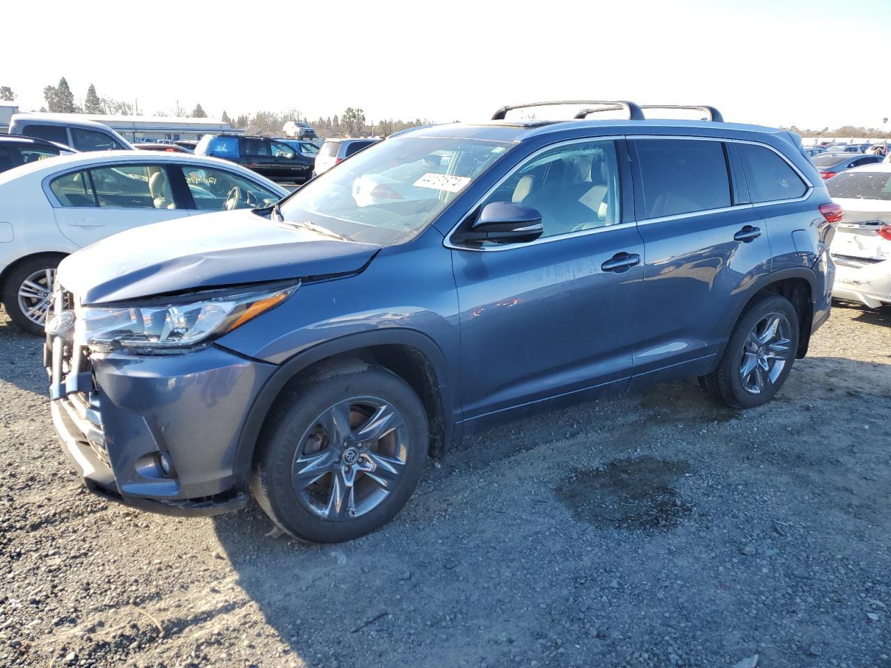 2019 TOYOTA HIGHLANDER