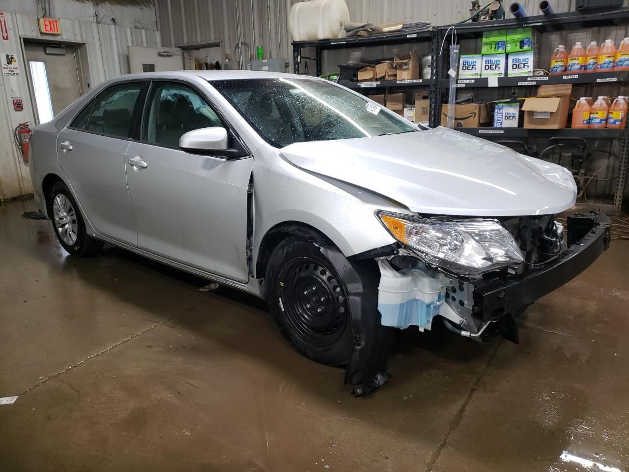 2014 TOYOTA CAMRY L - Image 4