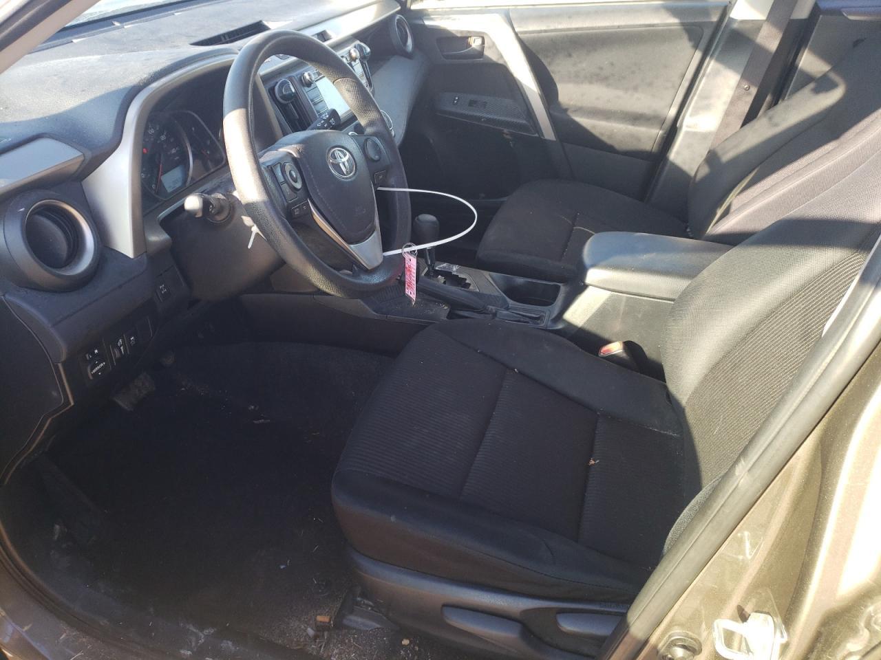 2015 TOYOTA RAV4 LE - Фото 7