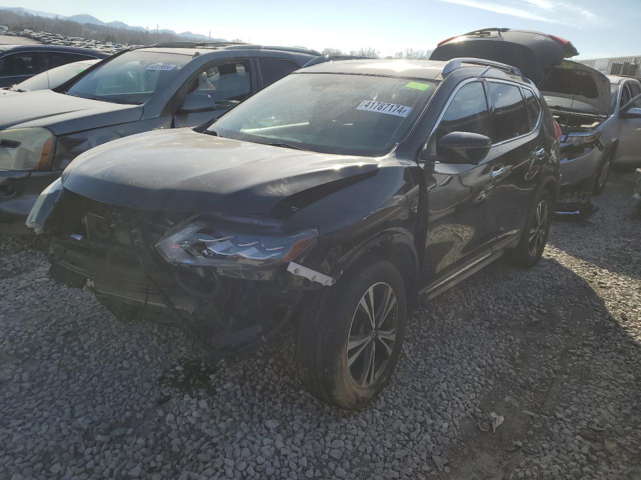 2017 NISSAN ROGUE SV