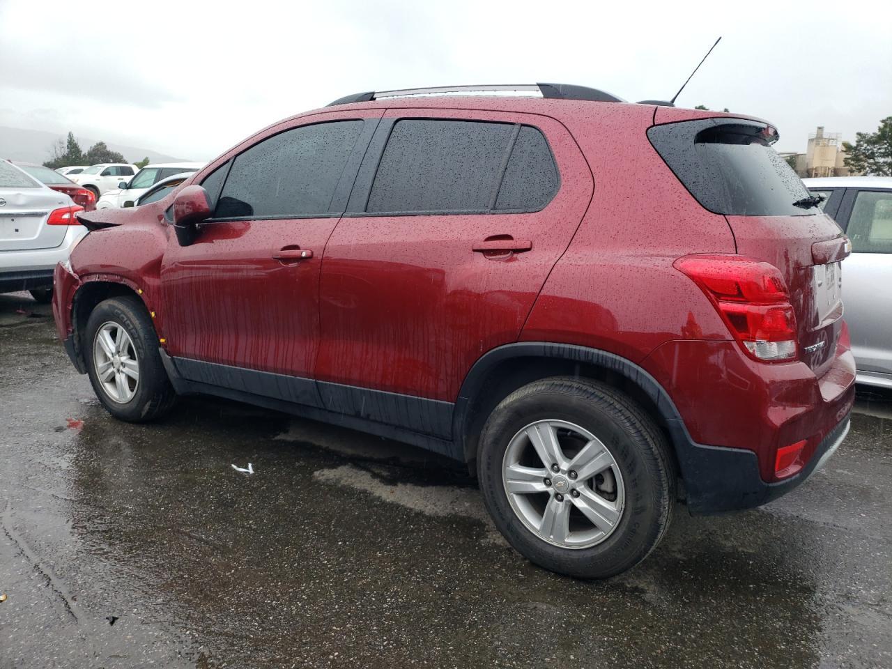2021 CHEVROLET TRAX 1LT - Image 2