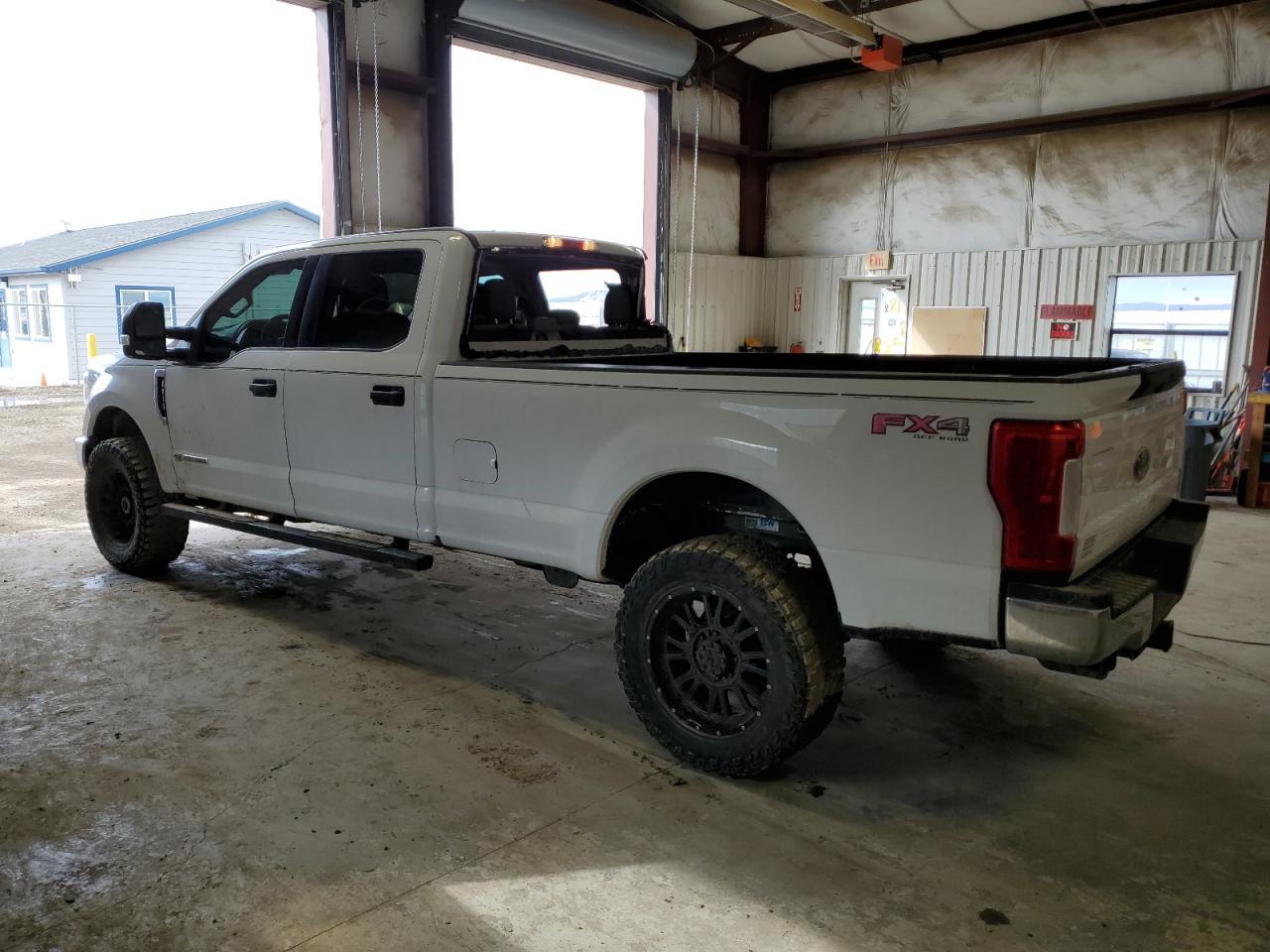 2017 FORD F350 SUPER - Image 2