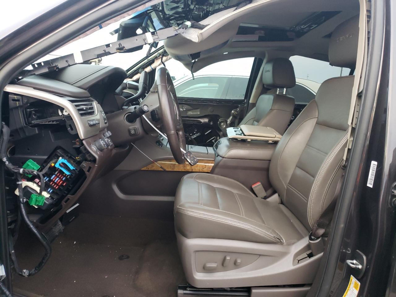 2017 GMC YUKON DENA - Фото 7