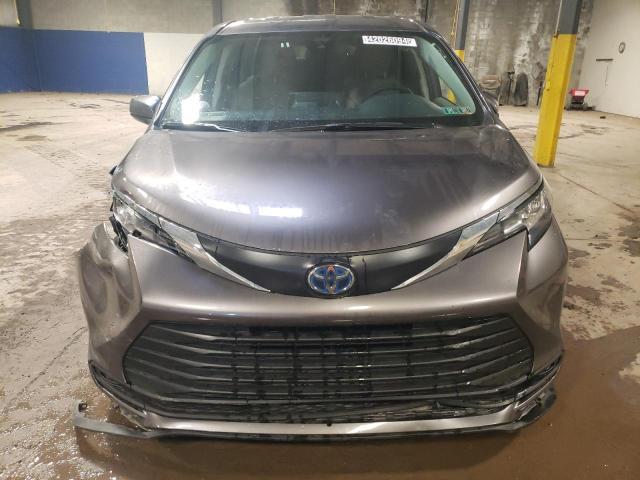 2023 Toyota Sienna Le - Фото 5