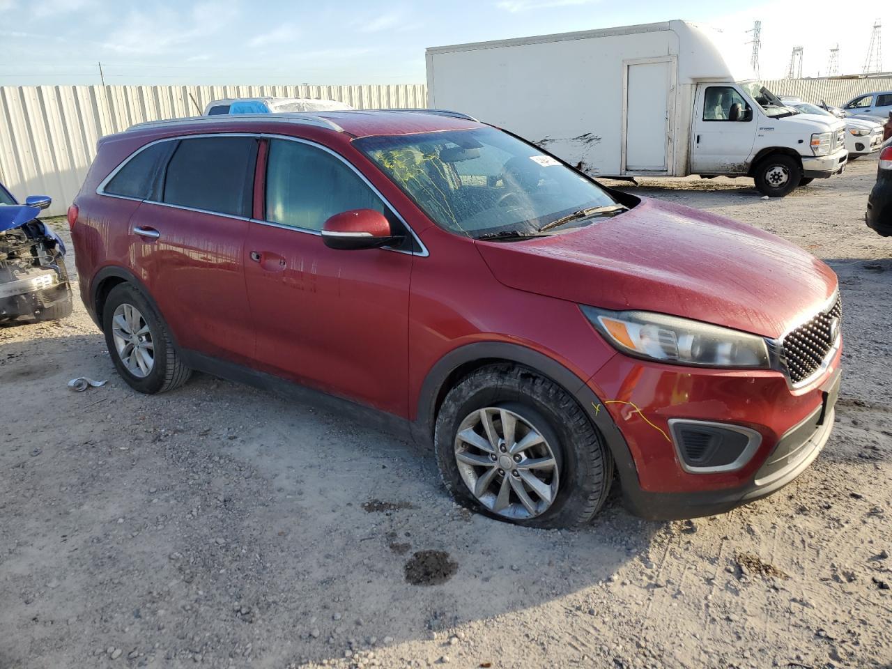 2016 KIA SORENTO LX - Image 4