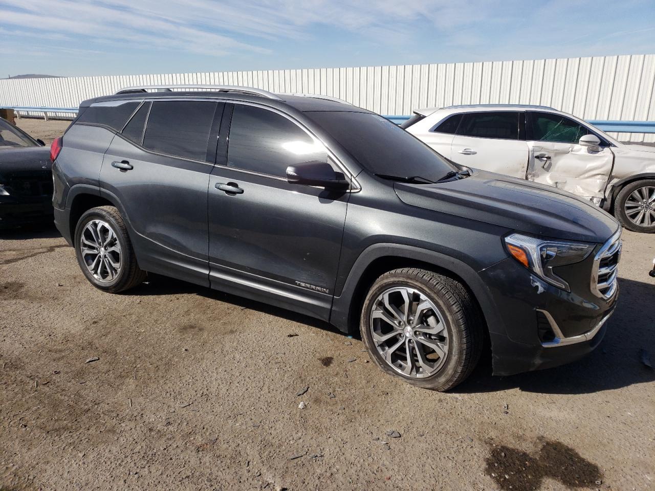 2019 GMC TERRAIN SL - Image 4