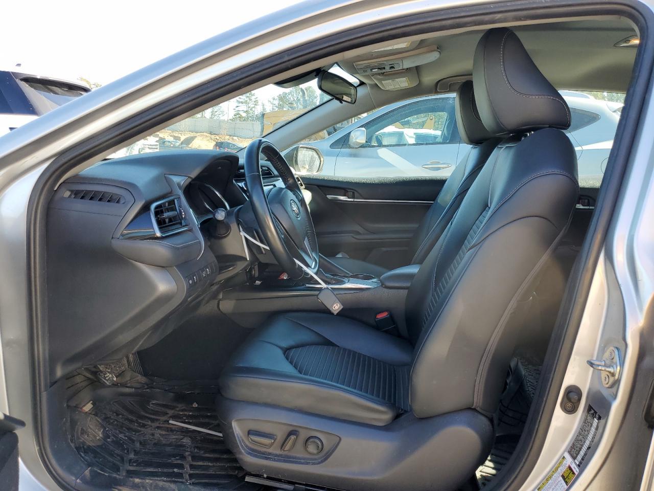2019 TOYOTA CAMRY L - Image 7