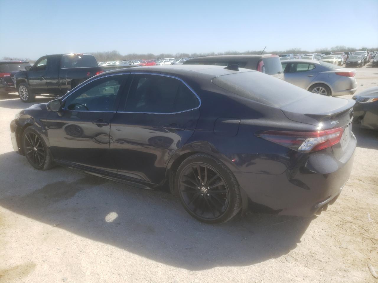 2021 TOYOTA CAMRY XSE - Фото 2
