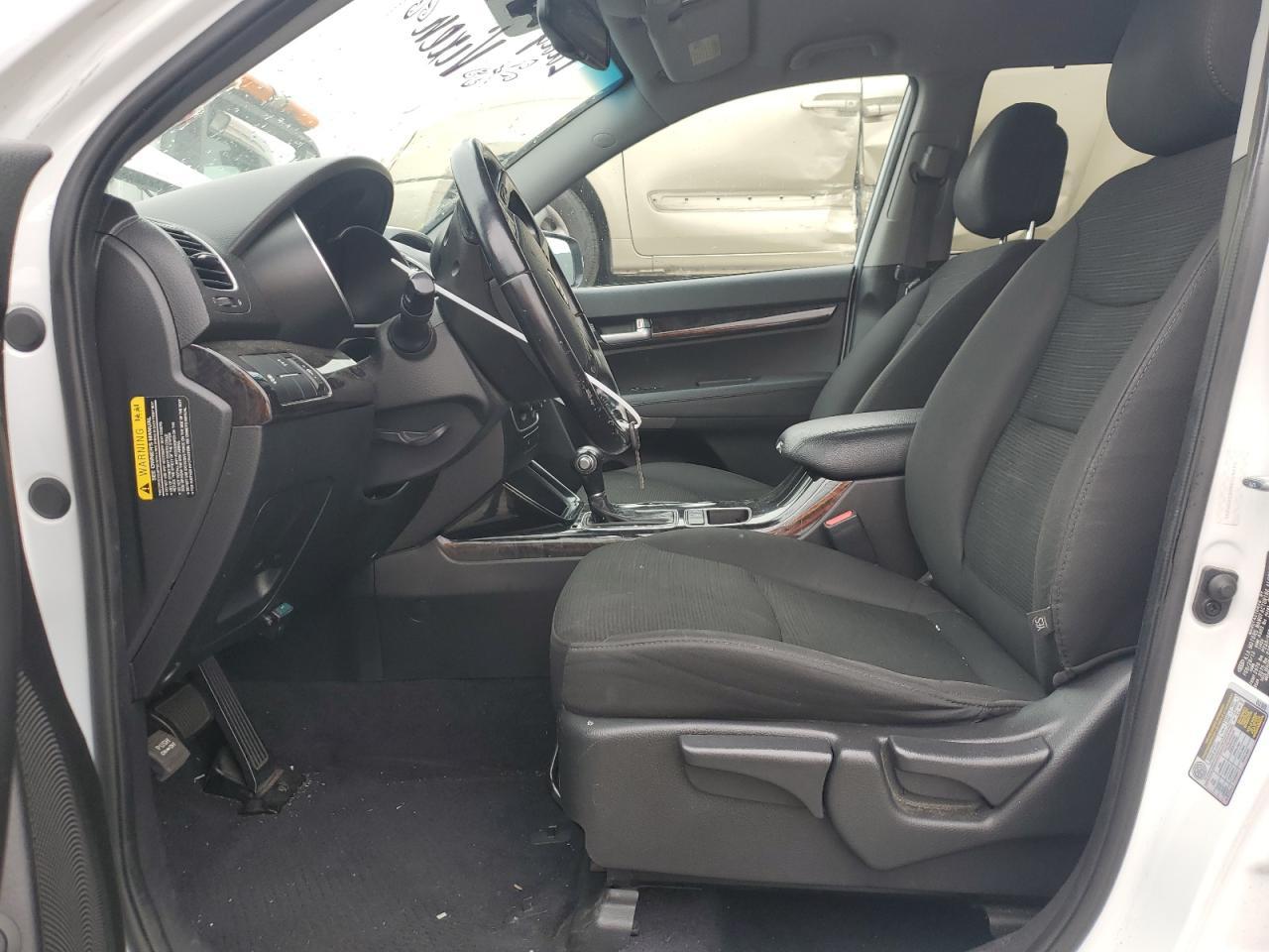 2014 KIA SORENTO LX - Фото 7