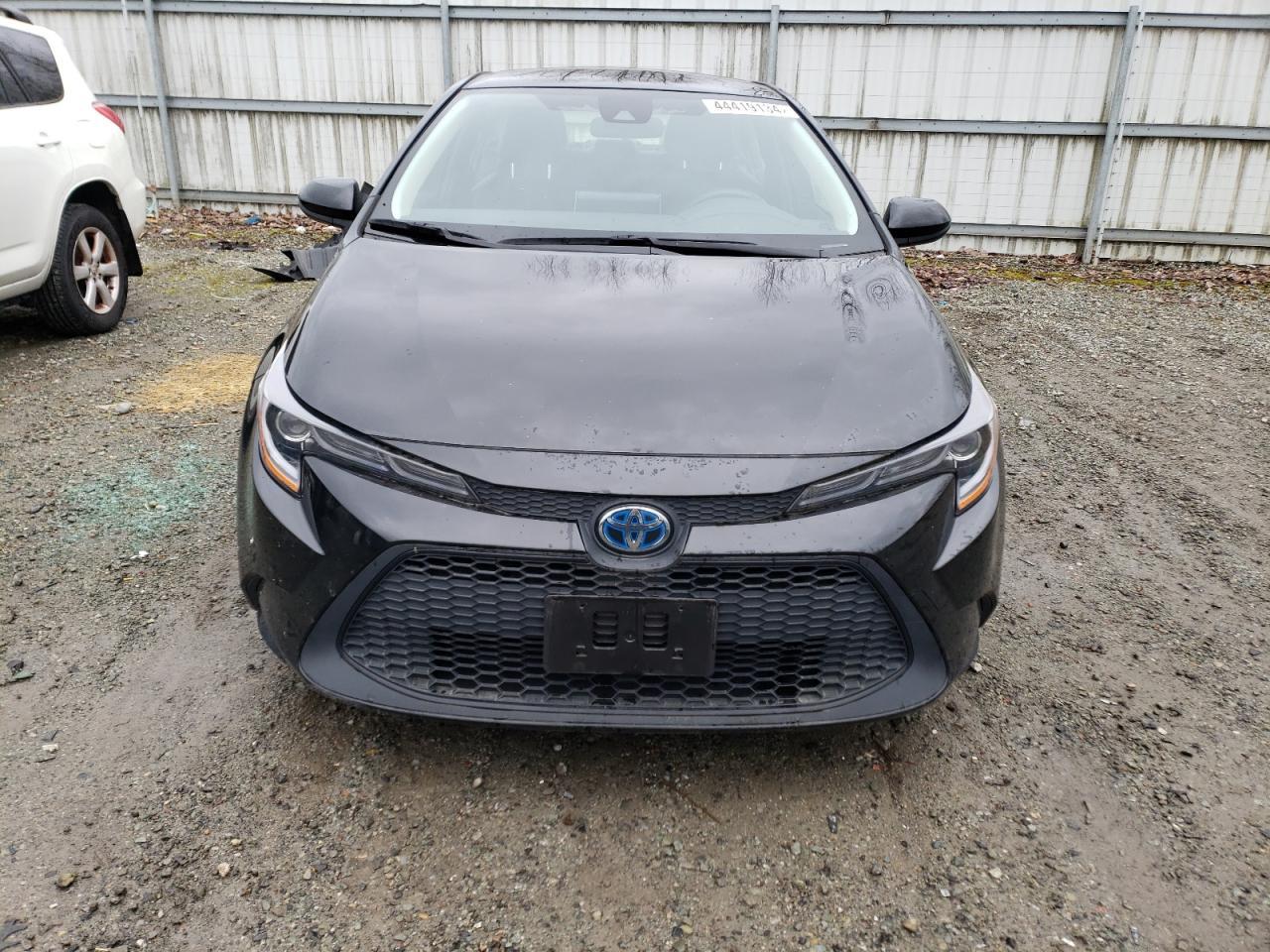 2022 TOYOTA COROLLA LE - Фото 5