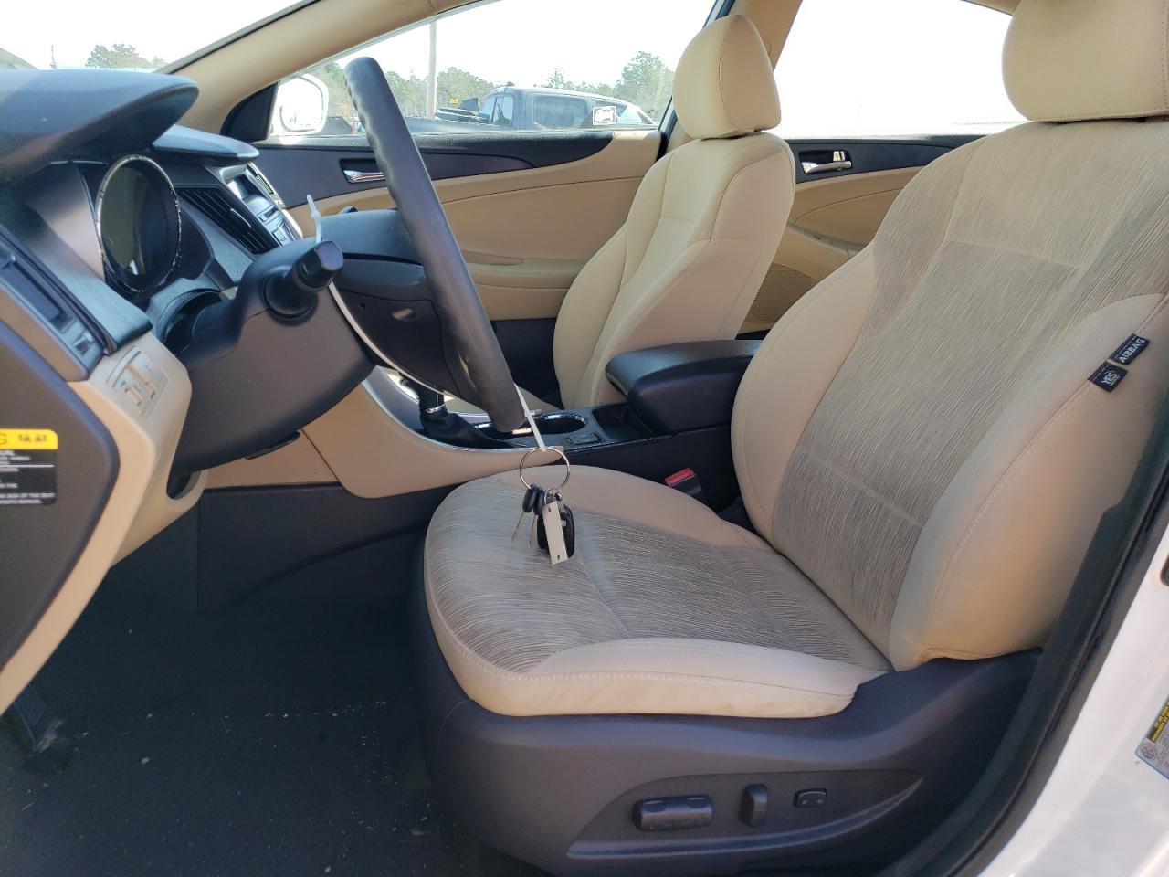2013 HYUNDAI SONATA GLS - Image 7