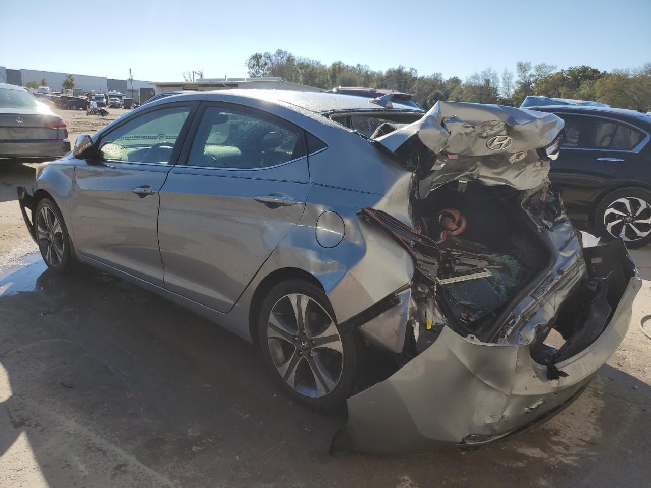 2014 HYUNDAI ELANTRA SE - Image 2