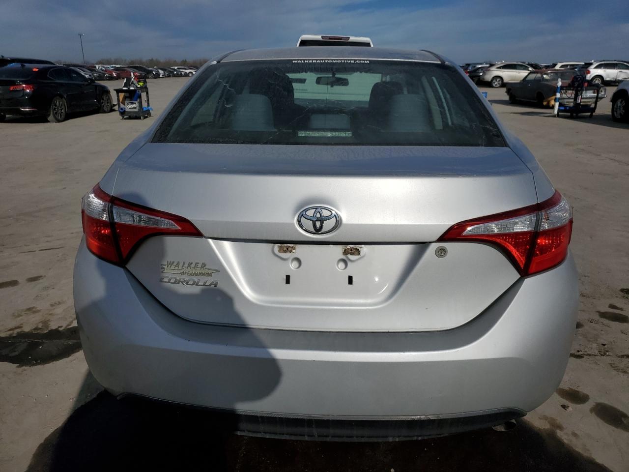 2016 TOYOTA COROLLA L - Image 6