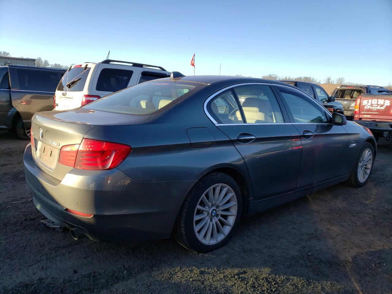 2013 BMW 535 XI - Фото 3