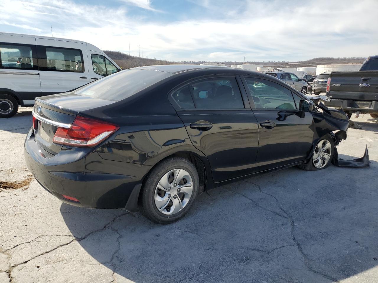 2015 HONDA CIVIC LX - Фото 3