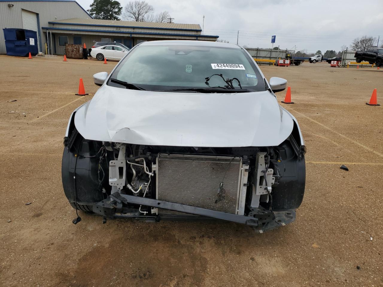 2021 NISSAN VERSA SV - Фото 5