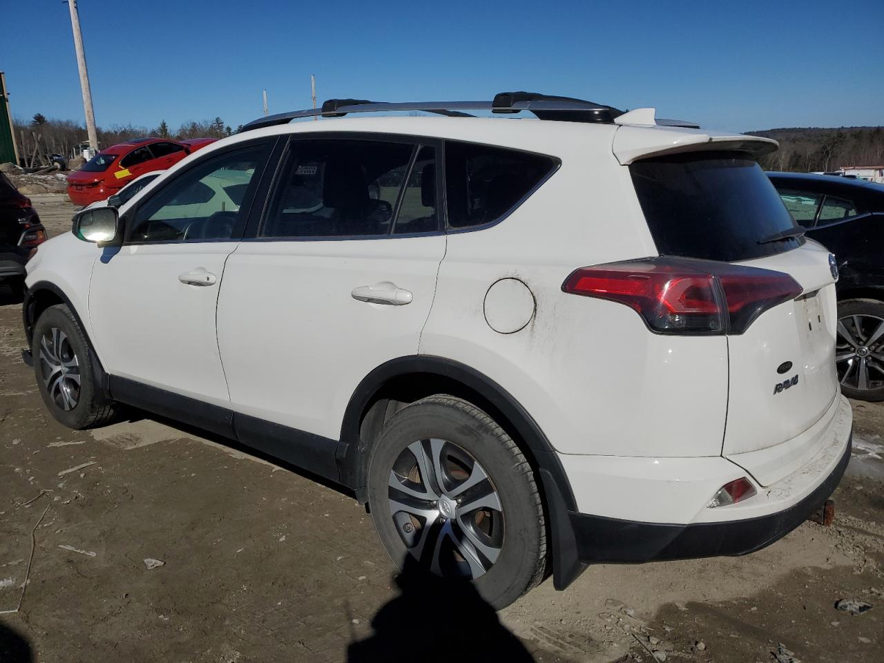 2016 TOYOTA RAV4 LE - Image 2