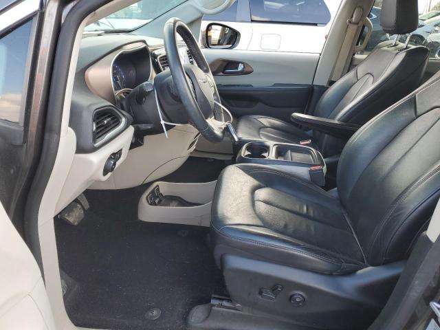 2017 Chrysler Pacifica Touring L - Image 7