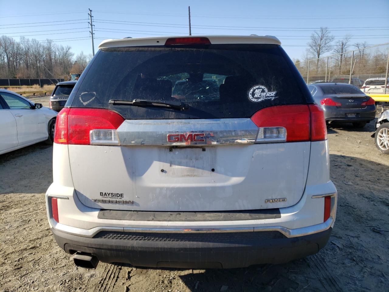 2016 GMC TERRAIN SL - Image 6