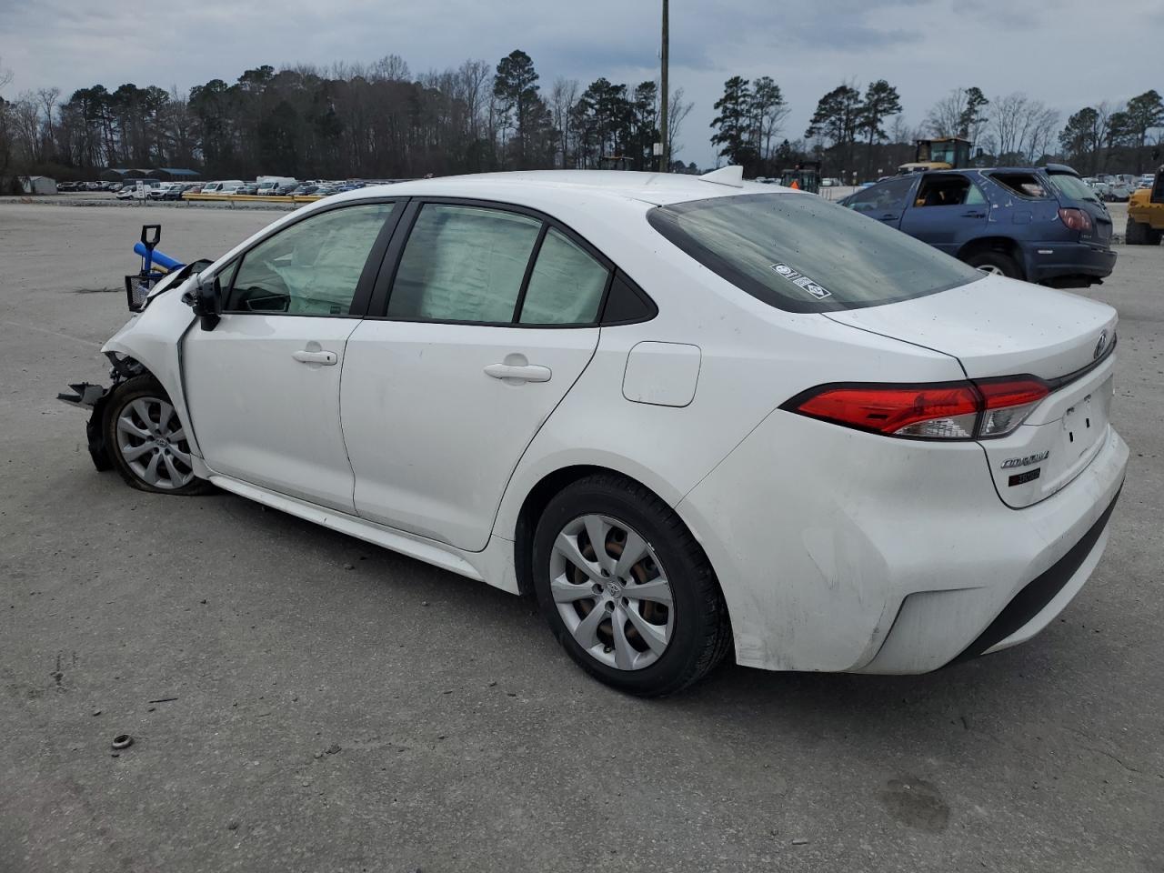 2021 TOYOTA COROLLA LE - Фото 2