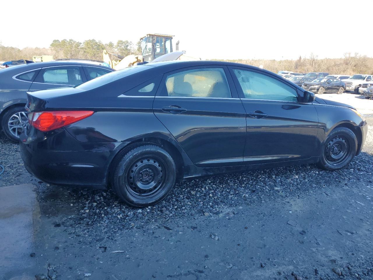 2013 HYUNDAI SONATA GLS - Image 3