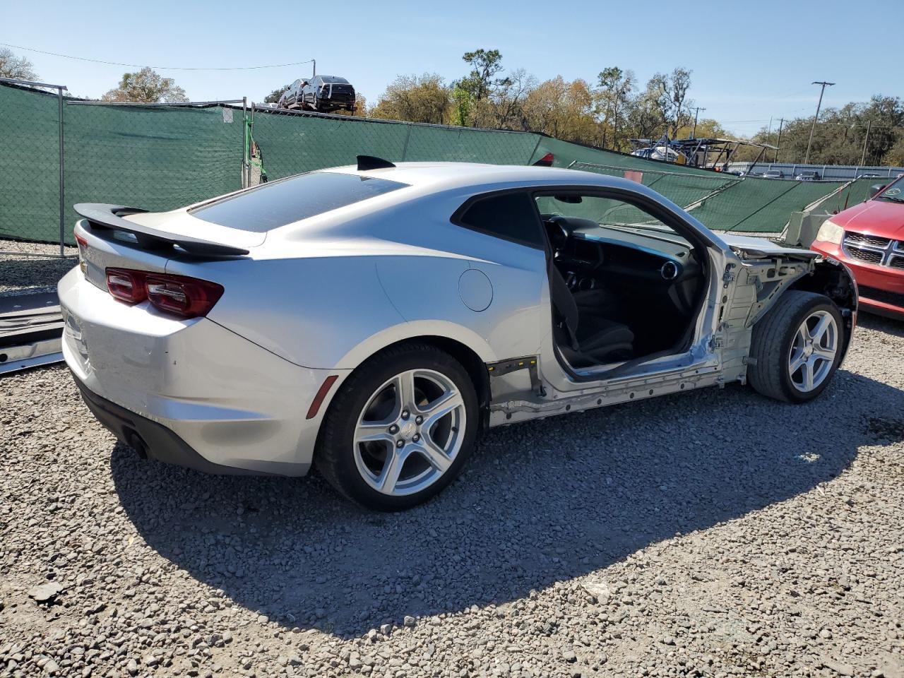 2019 CHEVROLET CAMARO LS - Фото 3