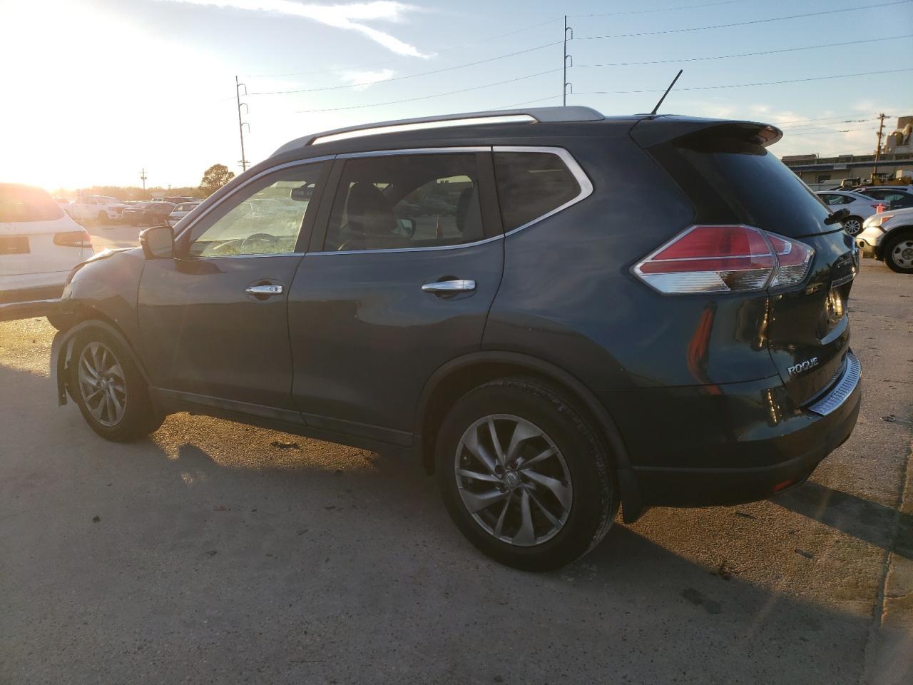 2014 NISSAN ROGUE S - Image 2