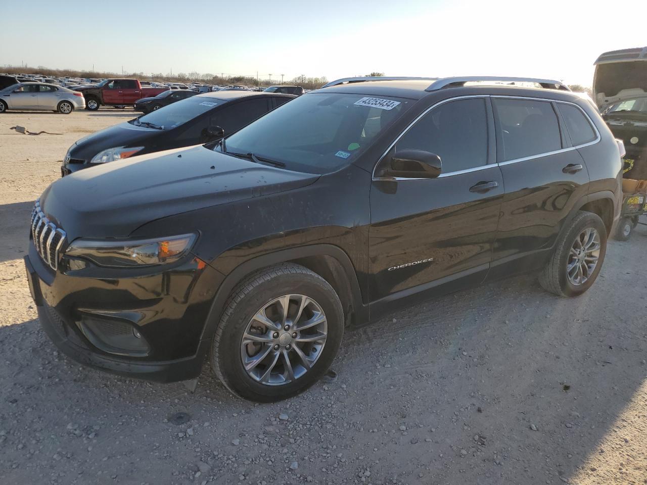 2019 JEEP CHEROKEE L