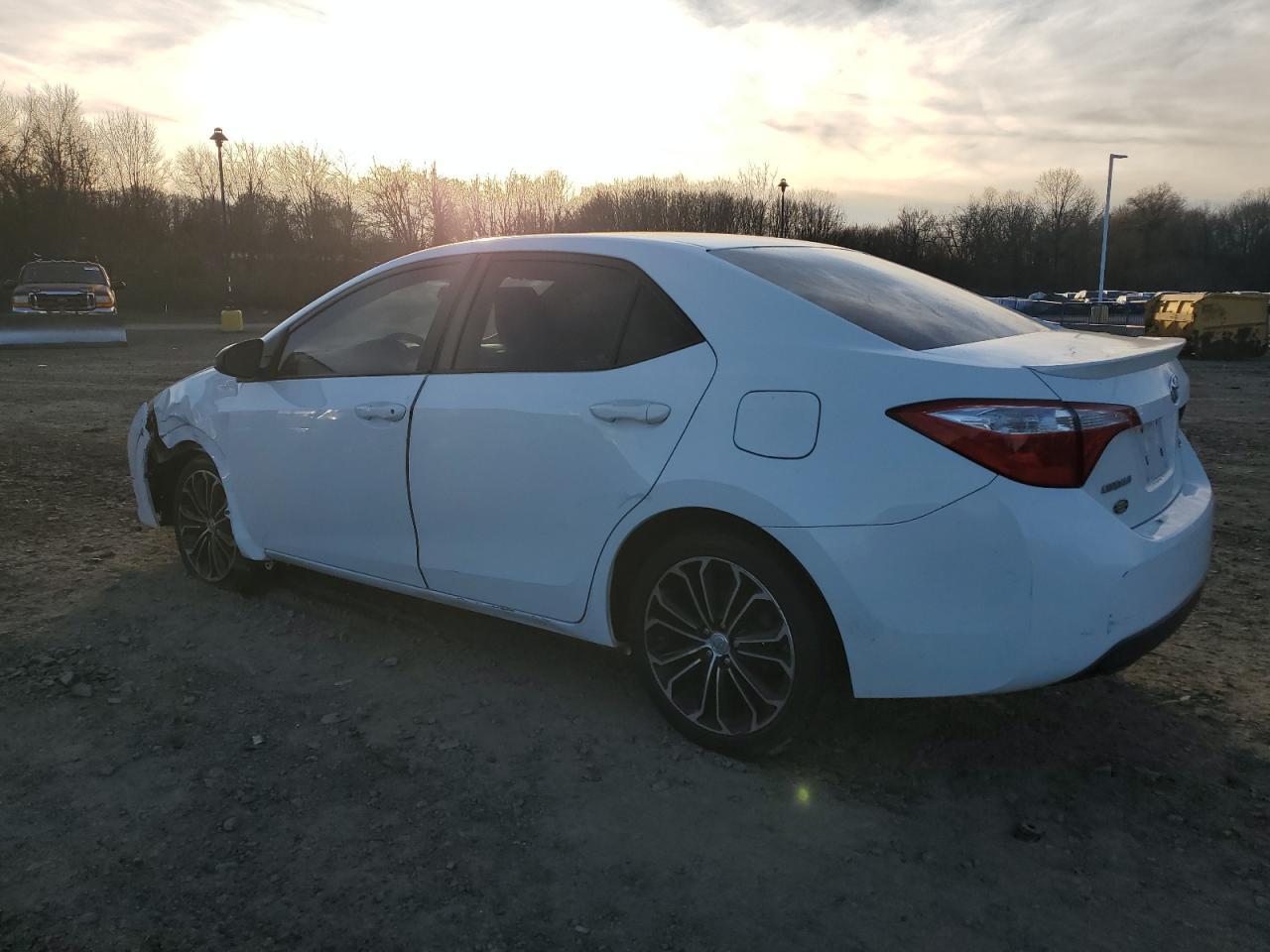 2014 TOYOTA COROLLA L - Image 2