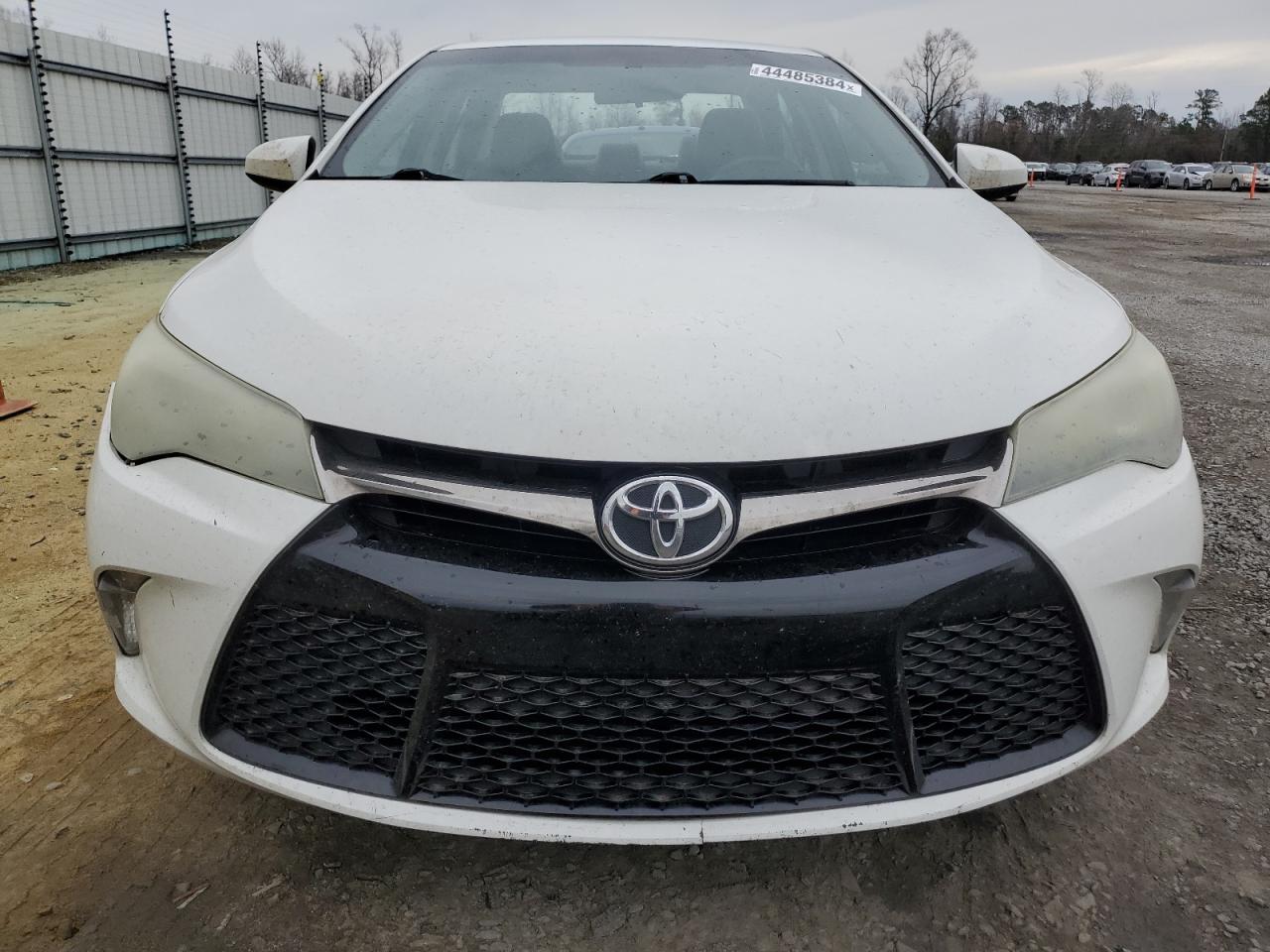 2016 TOYOTA CAMRY LE - Image 5