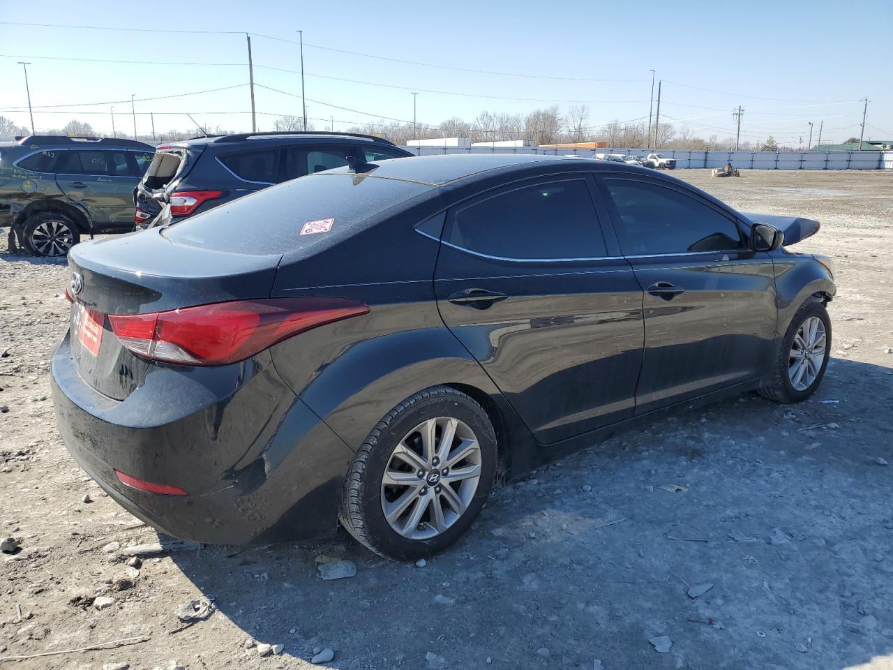 2015 HYUNDAI ELANTRA SE - Фото 3