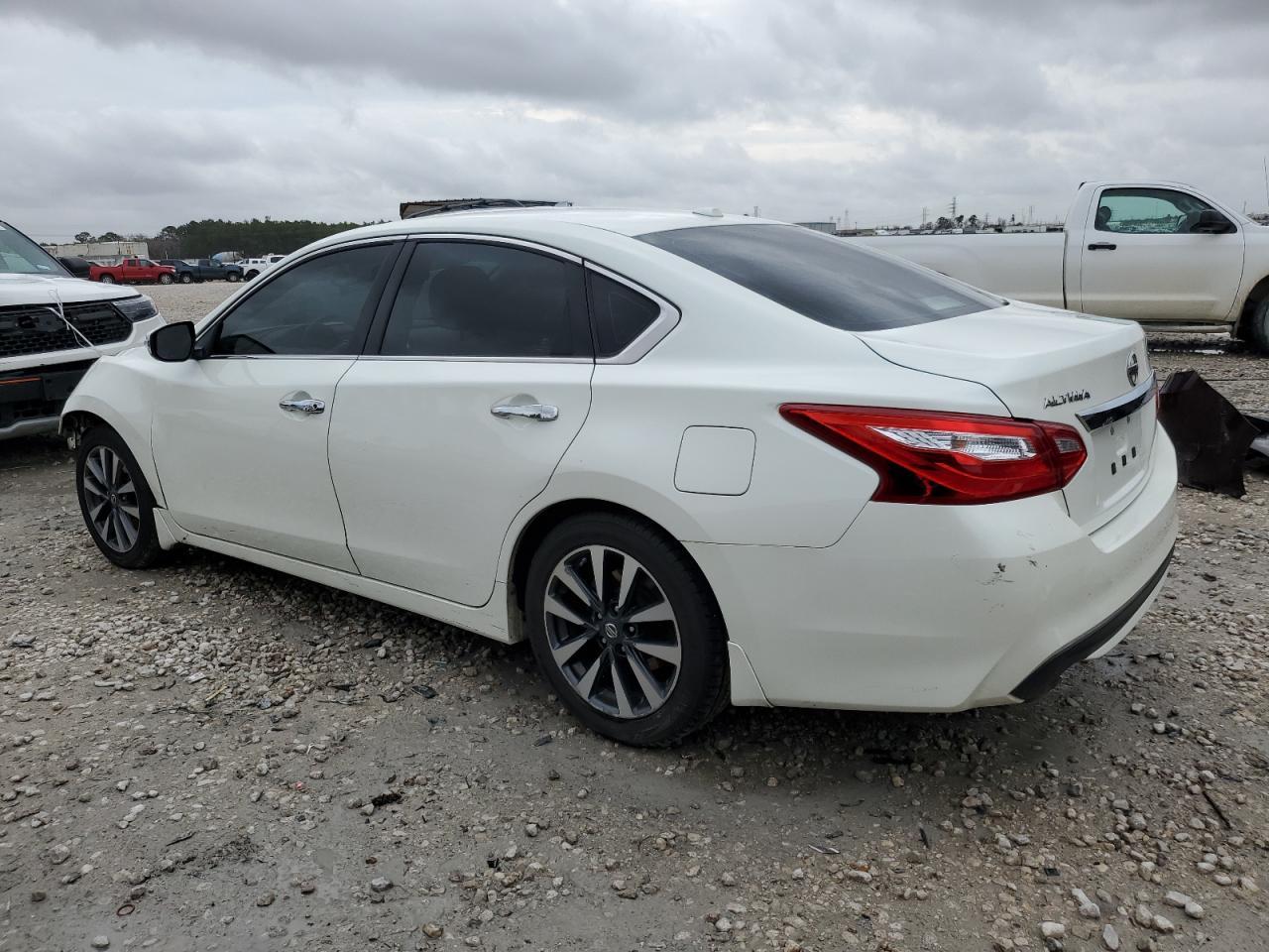 2016 NISSAN ALTIMA 2.5 - Фото 2