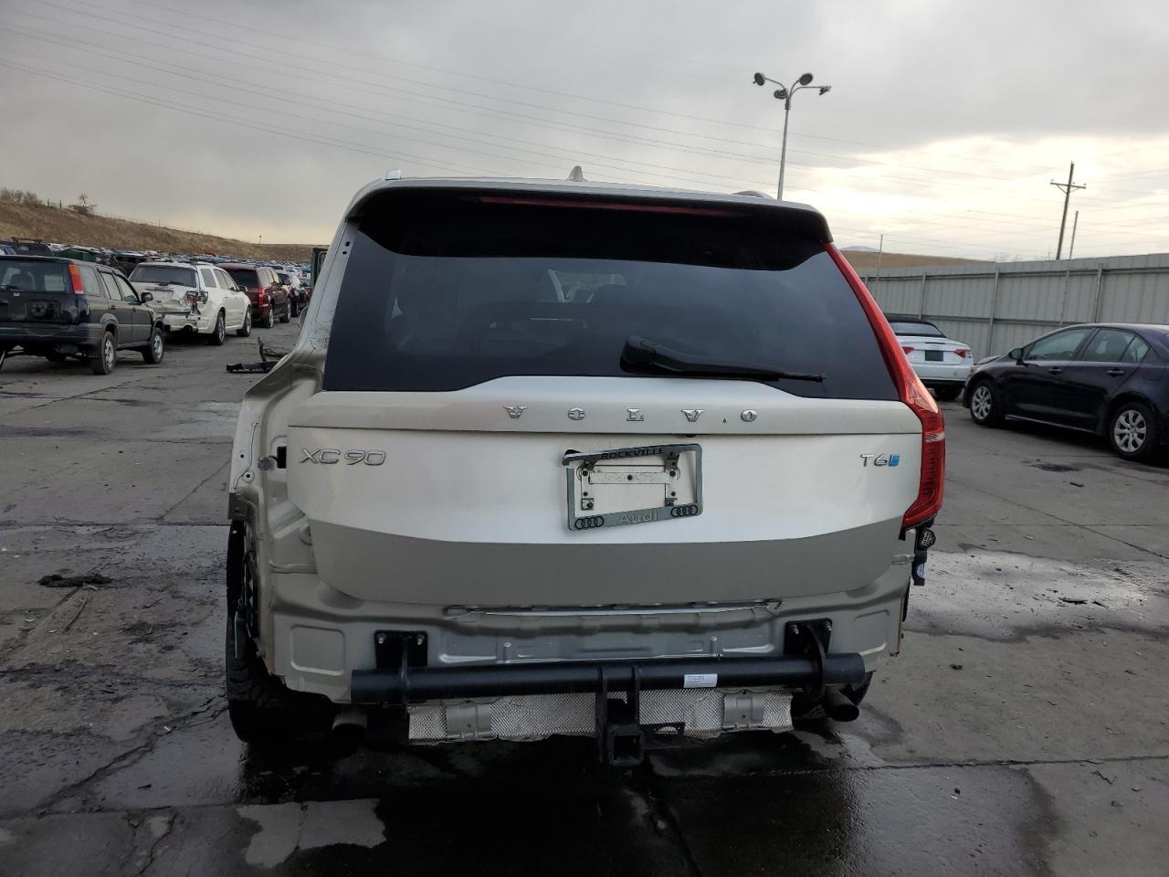 2016 VOLVO XC90 T6 - Фото 6