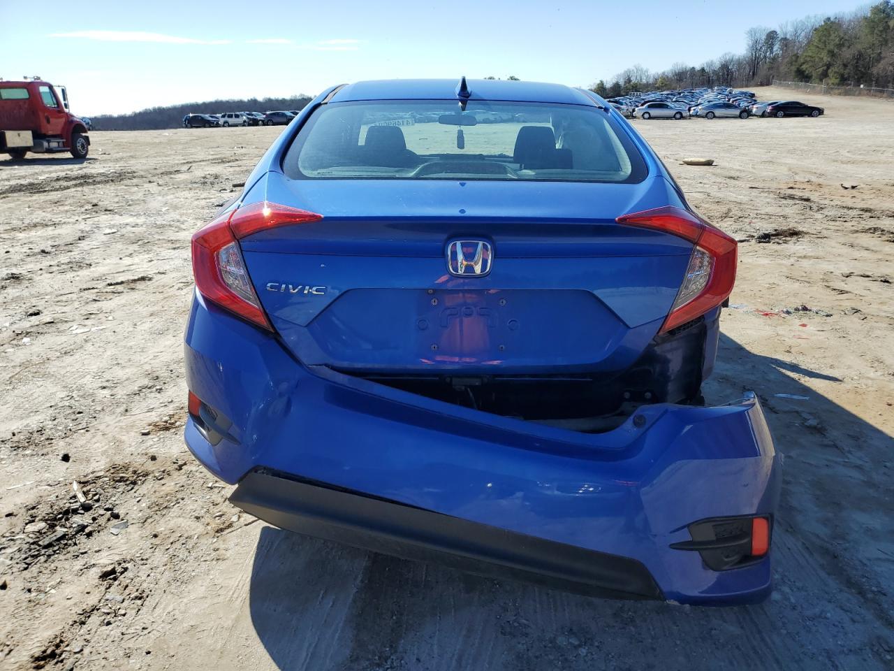 2018 HONDA CIVIC EX - Image 6