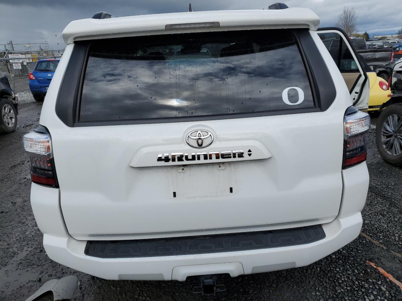 2020 TOYOTA 4RUNNER SR - Image 6