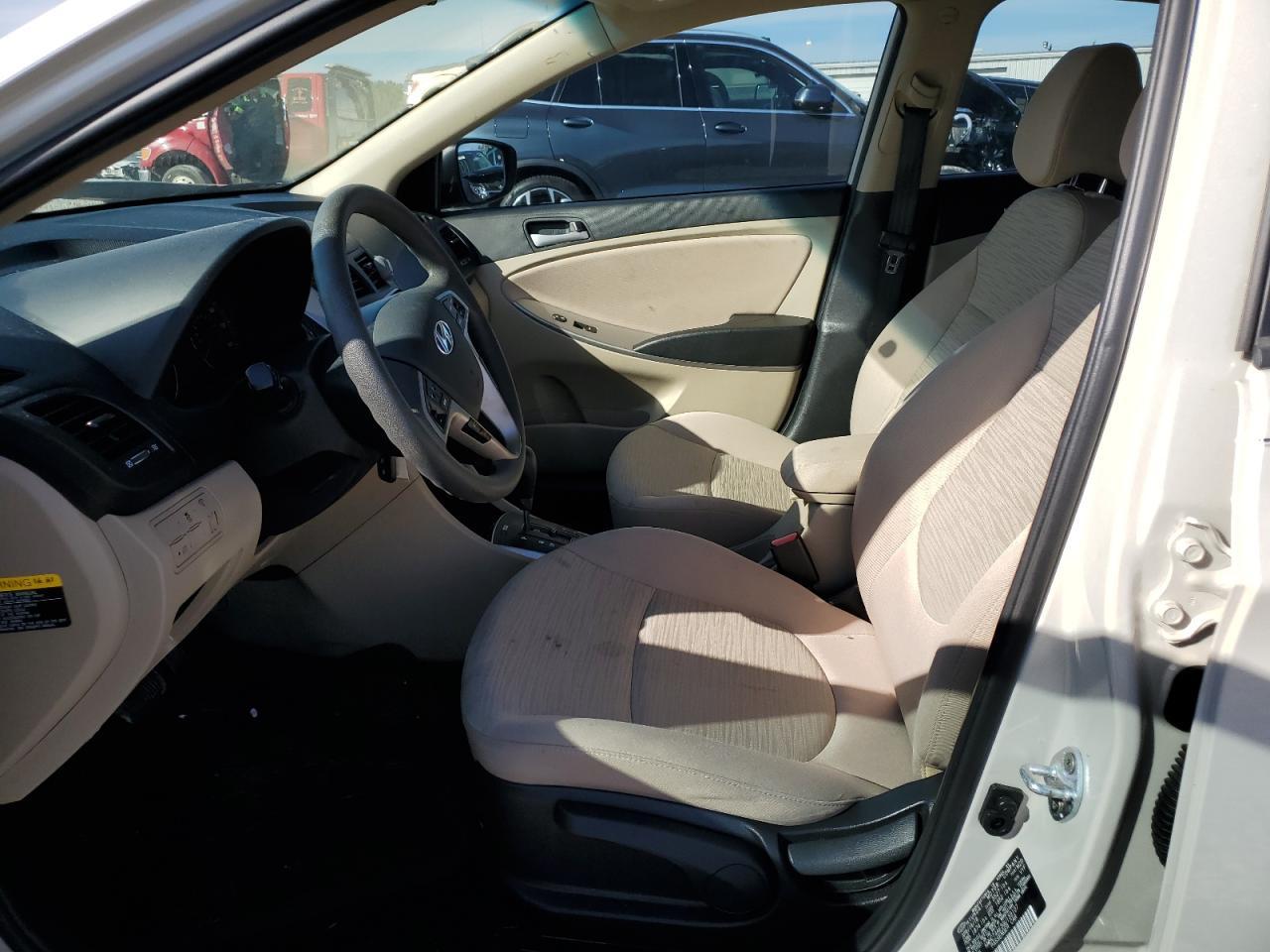 2016 HYUNDAI ACCENT SE - Фото 7