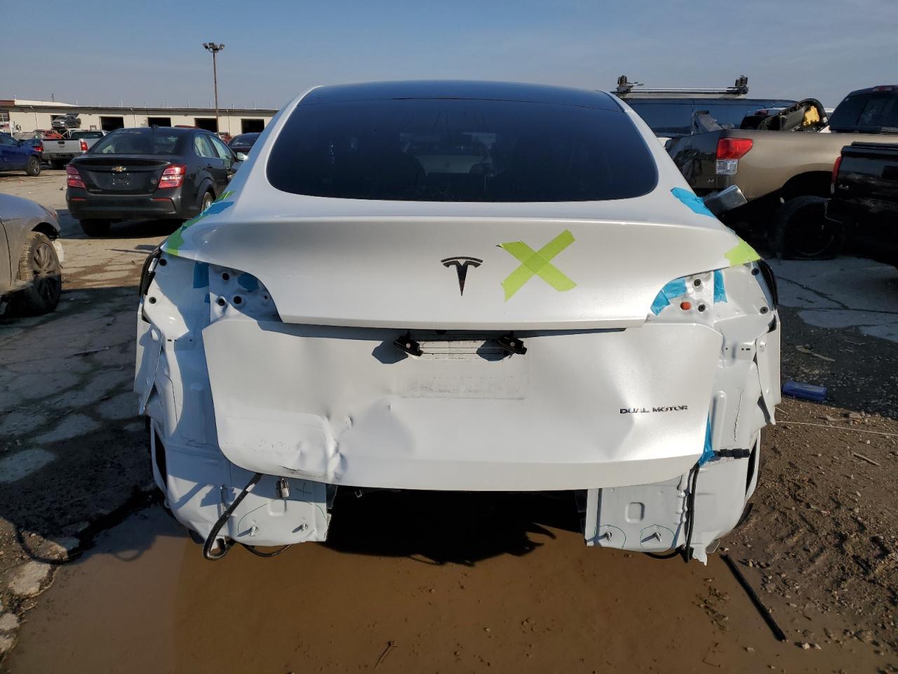 2023 TESLA MODEL Y - Фото 6