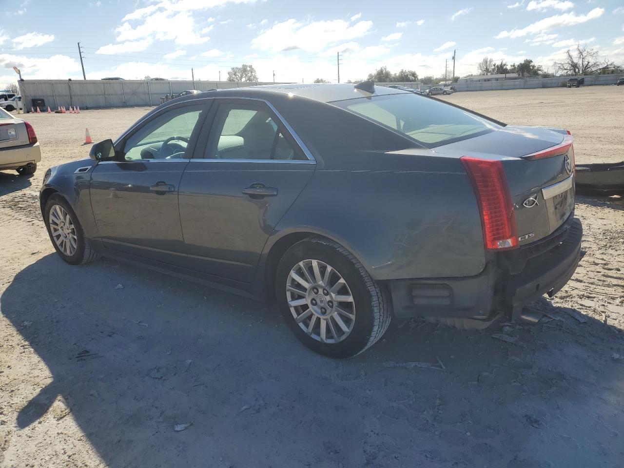 2011 CADILLAC CTS LUXURY - Image 2