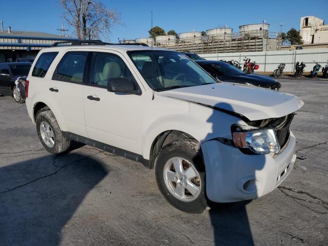 2010 Ford Escape Xls - Фото 4