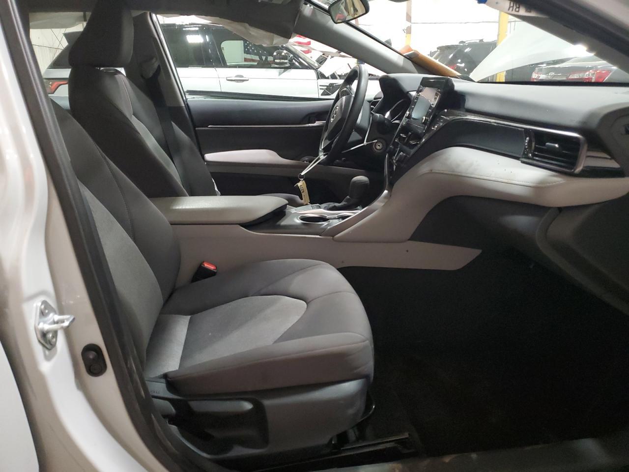 2023 TOYOTA CAMRY LE - Image 7